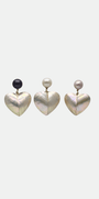 Boucles d’oreilles en cœurs de nacre lumineuse avec perles de culture – 3 coloris (rosé, bleu nuit, blanc)