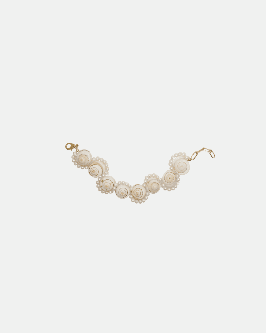 Bracelet Ali Gisel B en coquillages et perles de culture rondes, bijou artisanal ajustable plaqué or 24K