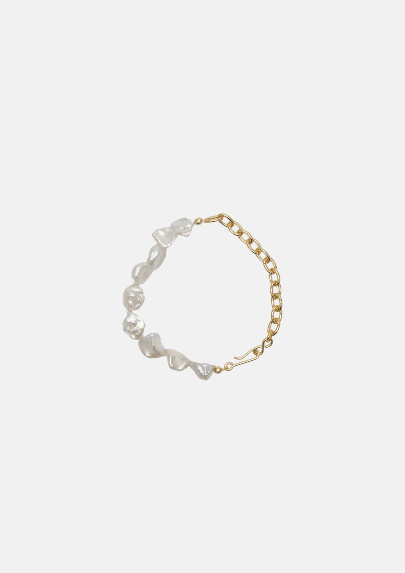 Bracelet Gisel B bi-matière avec perles baroques et chaîne dorée plaqué or 24K, bijou unisexe personnalisable