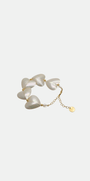 Bracelet Gisel B avec cœurs en nacre et perles baroques, plaqué or 24K, bijou artisanal ajustable