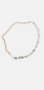 Collier Gisel B bi-matière avec perles de culture baroques et chaîne dorée plaqué or 24K, bijou unisexe personnalisable