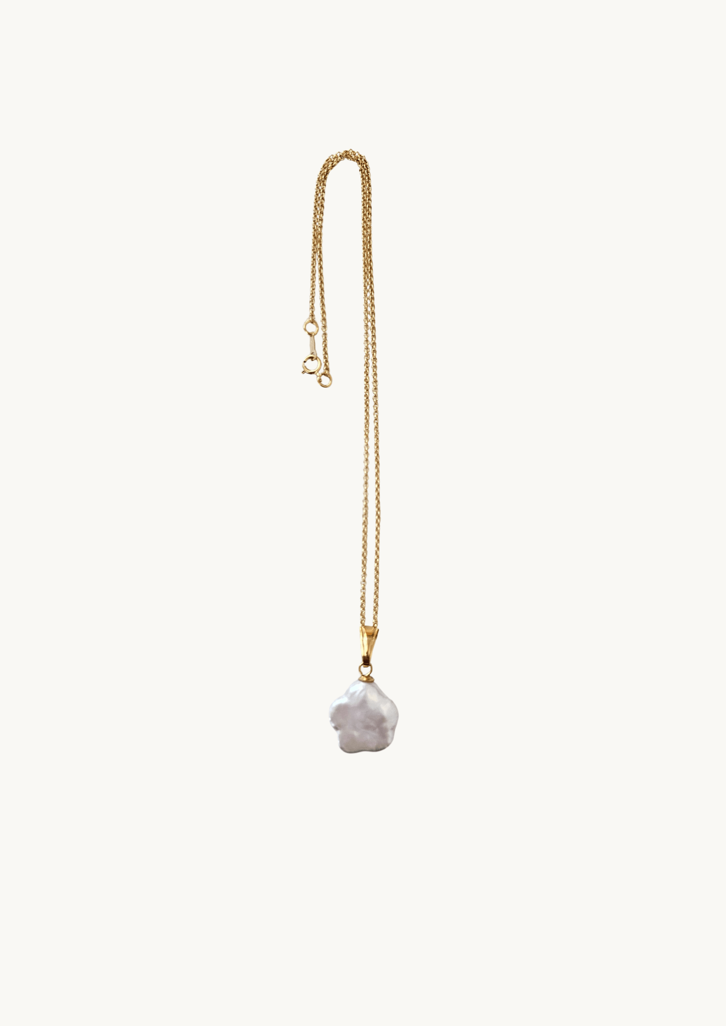 Collier pendentif perle baroque fleur monté sur chaîne en plaqué or 24 carats