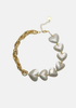 Collier artisanal avec grands cœurs en nacre et chaîne dorée élégante – Bijou intemporel garanti 2 ans