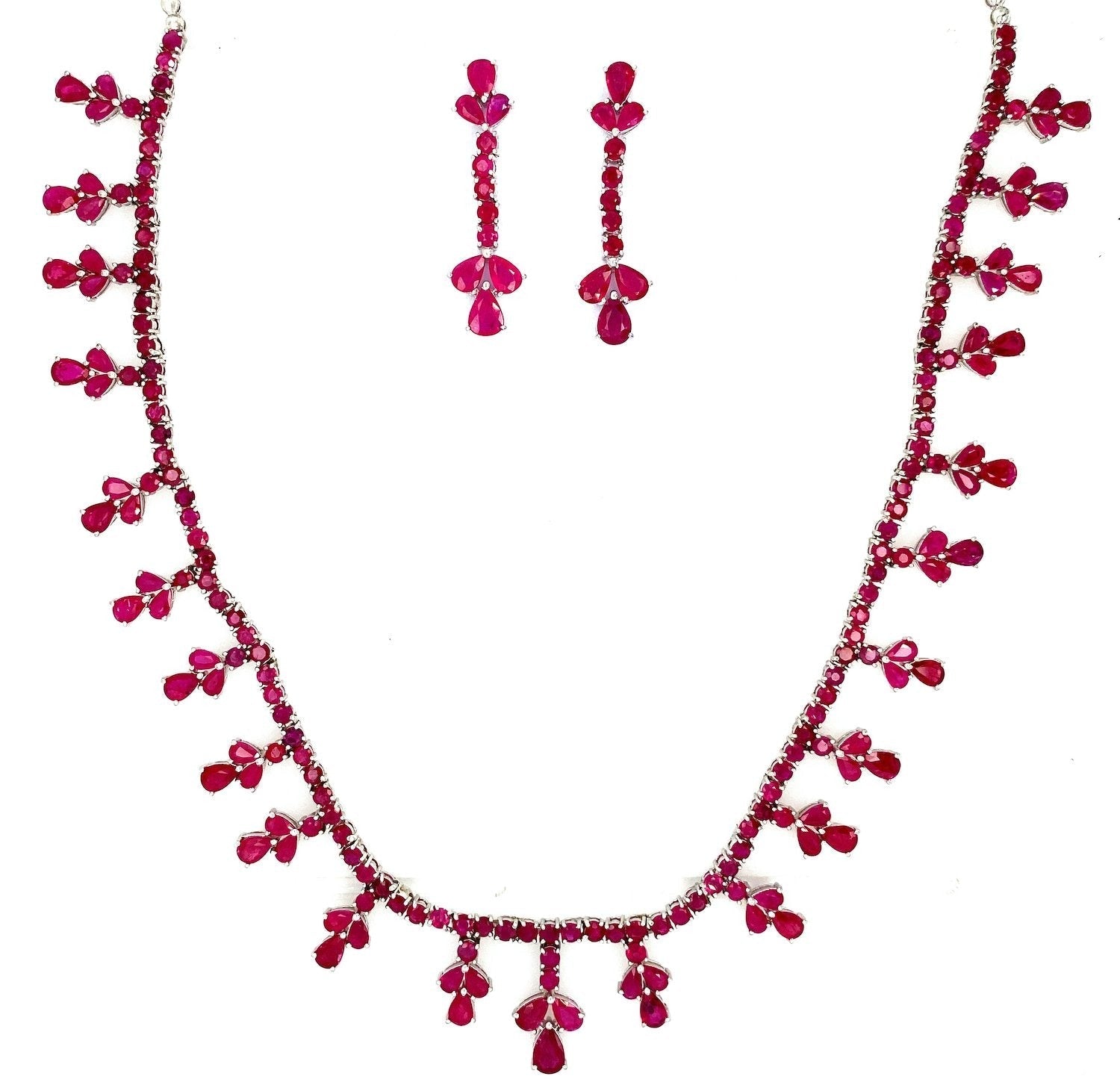 Parure collier et boucles d’oreilles en rubis montés sur argent 925 – KSS 68930 - Zyrola