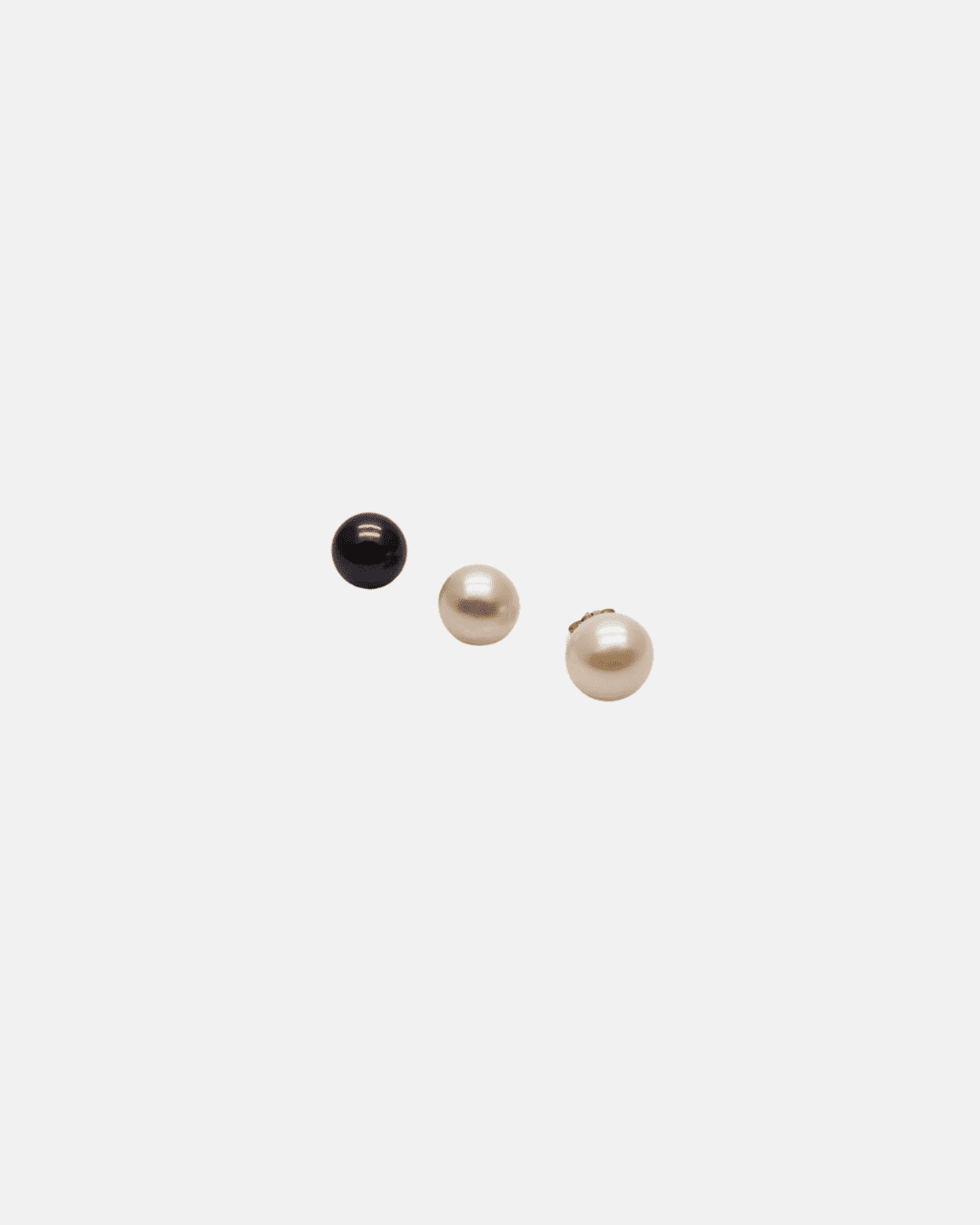 Puces Charly en perles de culture disponibles en plusieurs couleurs et tailles