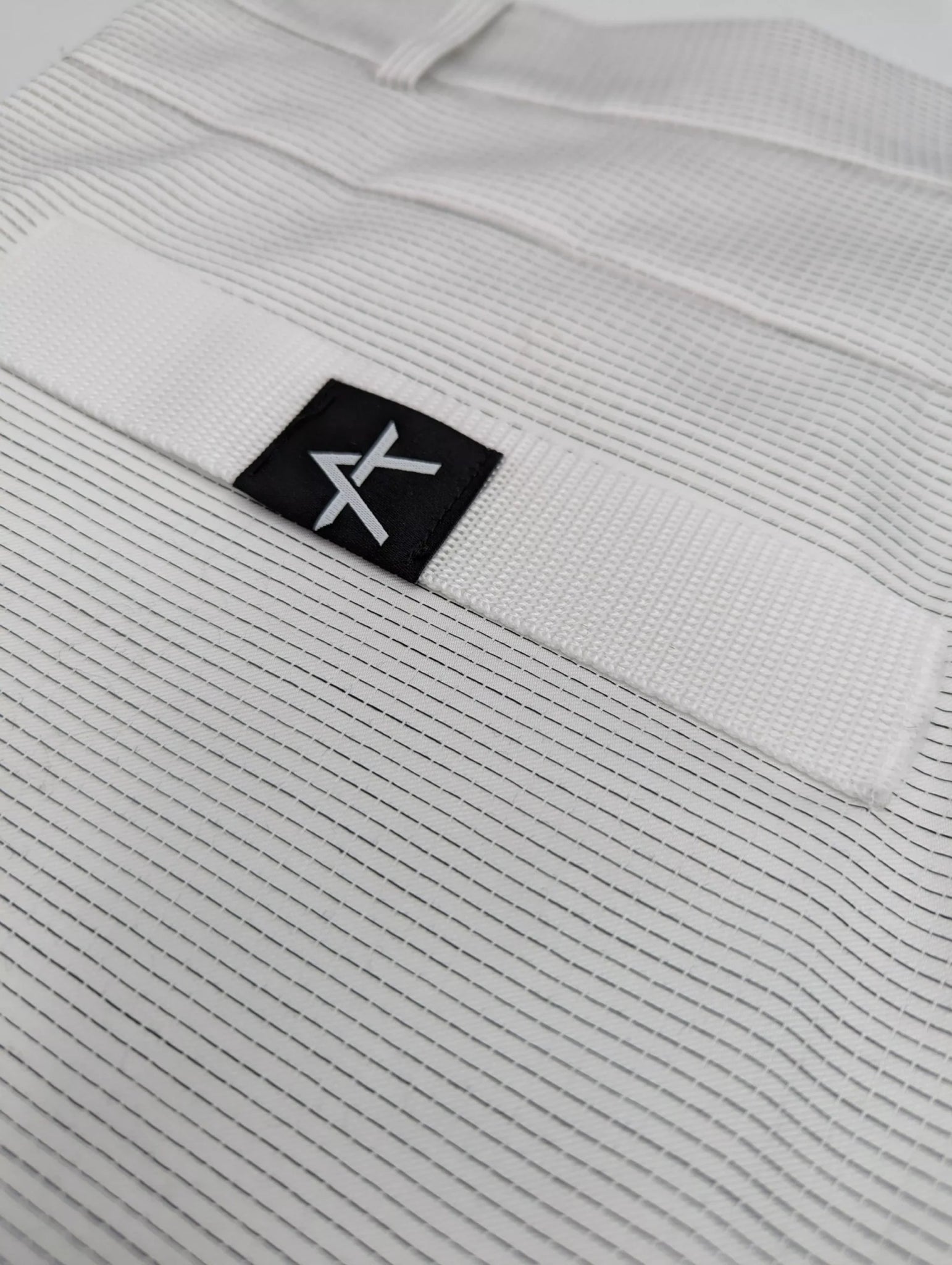 Bermuda Shoto - White stripes - Zyrola