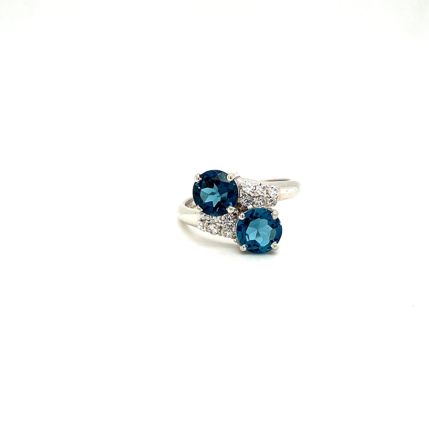 Blue Topaz Ring in .925 Sterling Silver - KSR 15007 - Zyrola