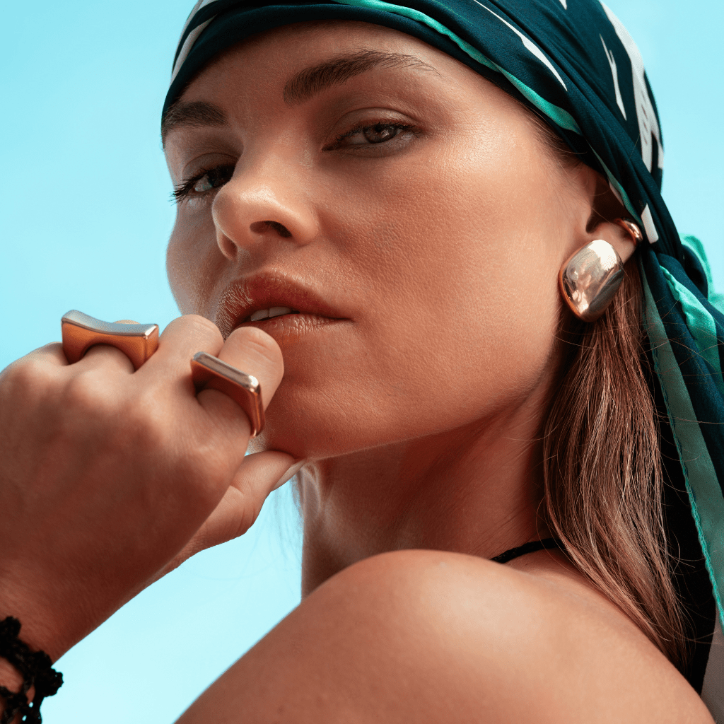 Charlotte Gold Earrings - Zyrola