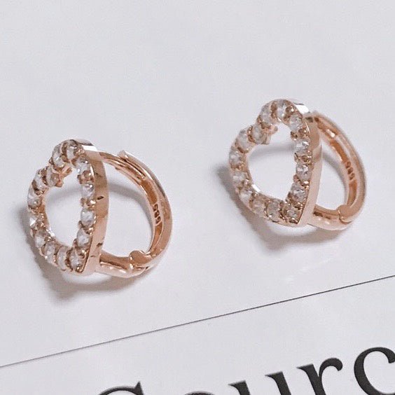 Cubic heart huggie earrings - Zyrola