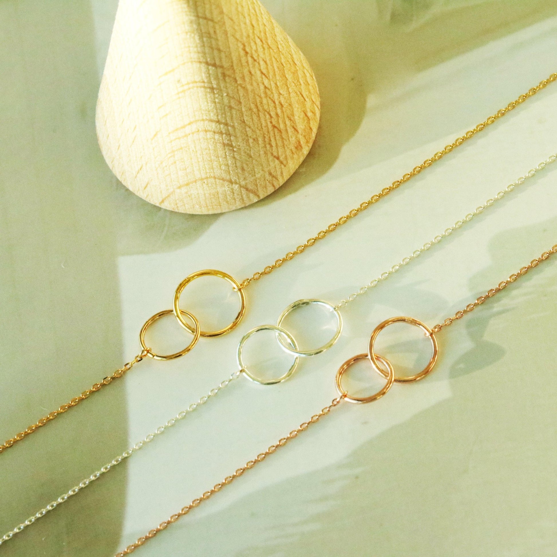 Double circles bracelet - Zyrola
