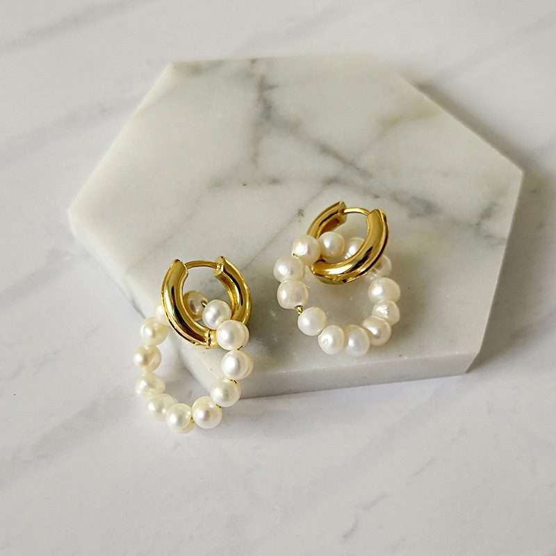 Freshwater Pearls Euston Hoop Earrings - Zyrola