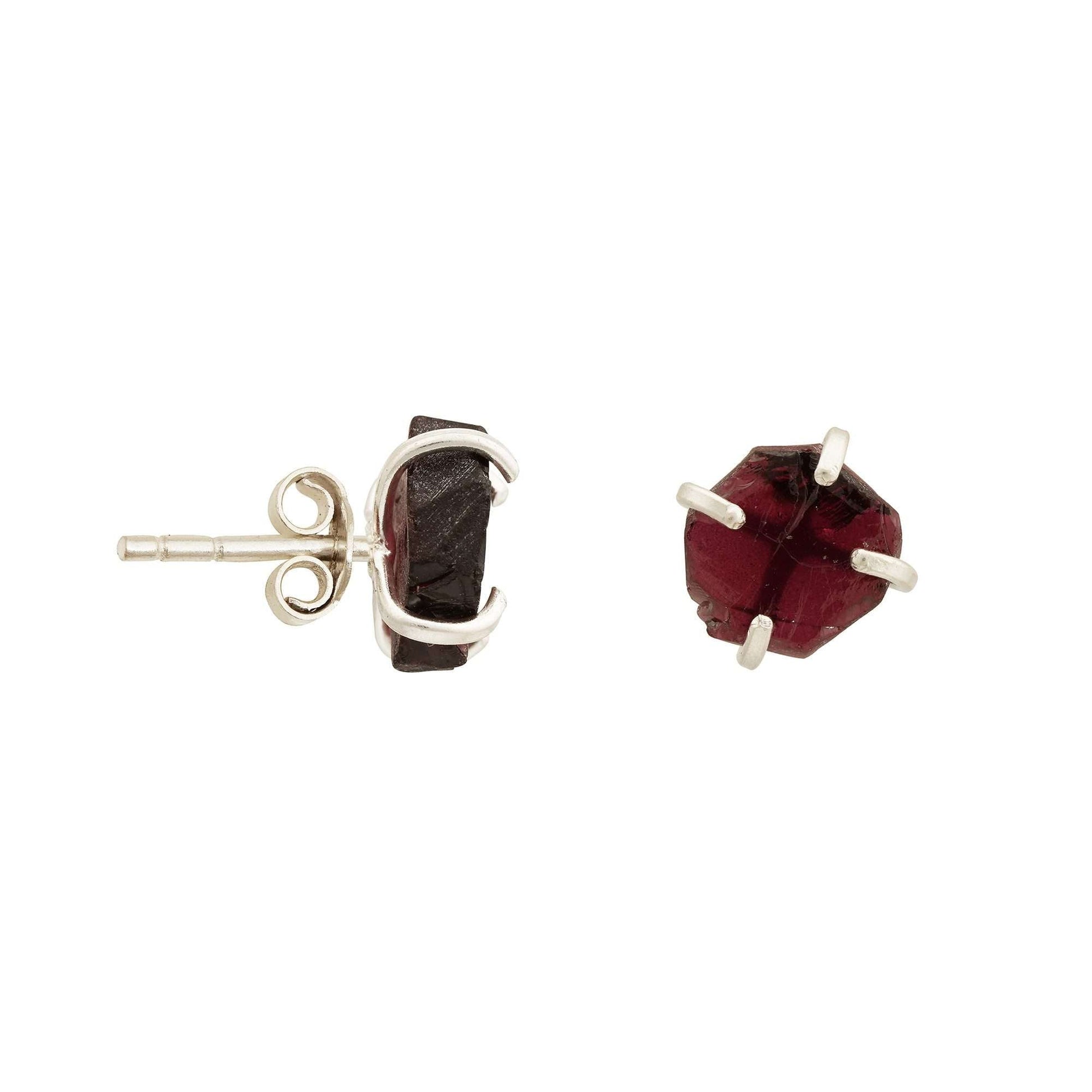 Handmade Garnet Earrings in its Natural form in Silver 925 - Zyrola