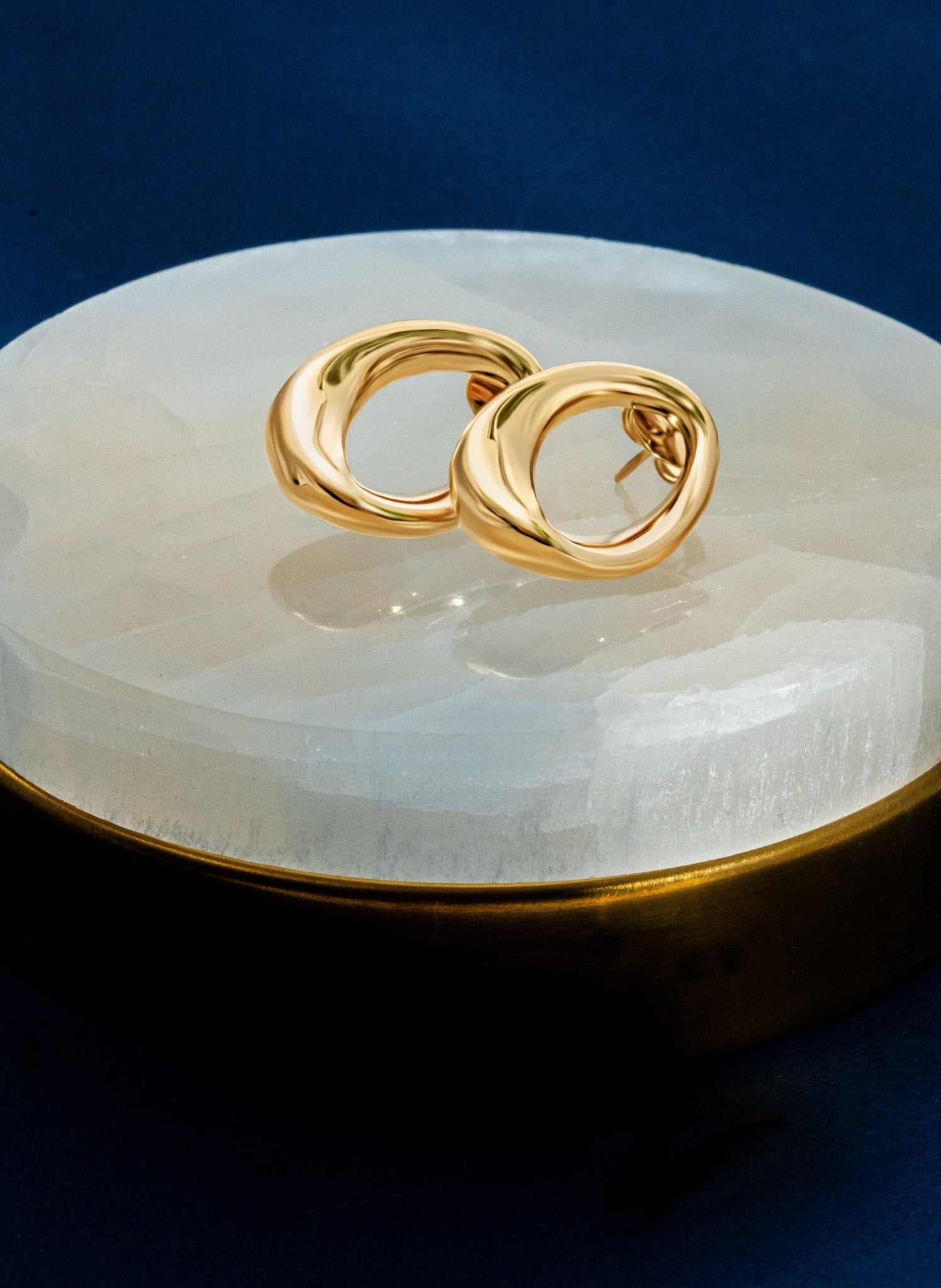 Kate Gold Earrings - Zyrola