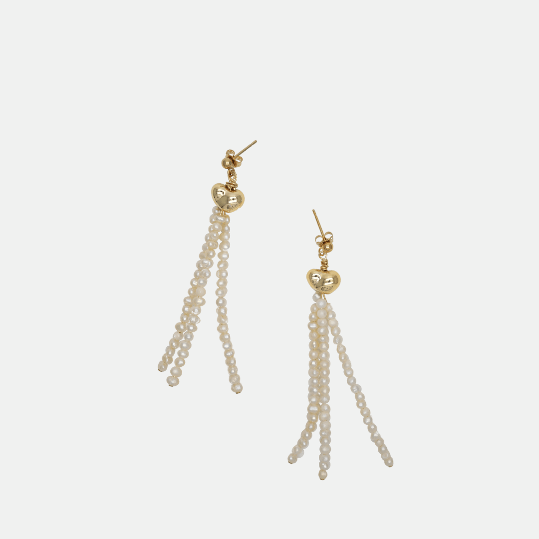 Nom du produit : Boucles d’Oreilles Longues en Perles Fines & Perle Dorée Baroque - Zyrola