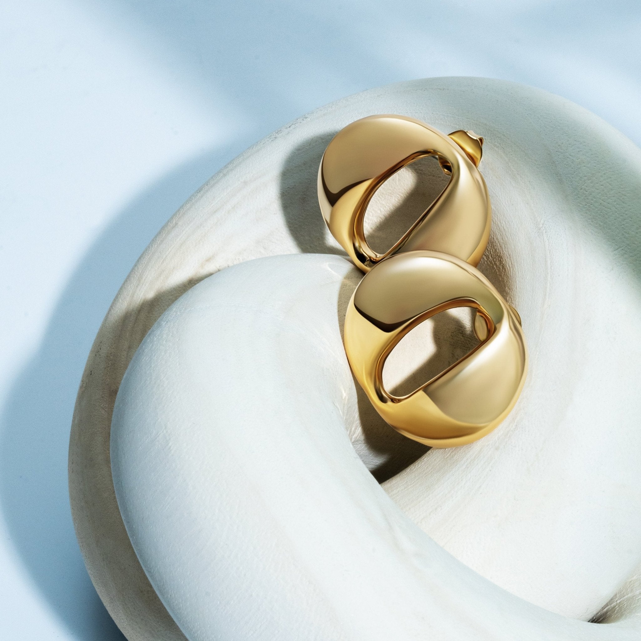 Olivia Gold Earrings - Zyrola