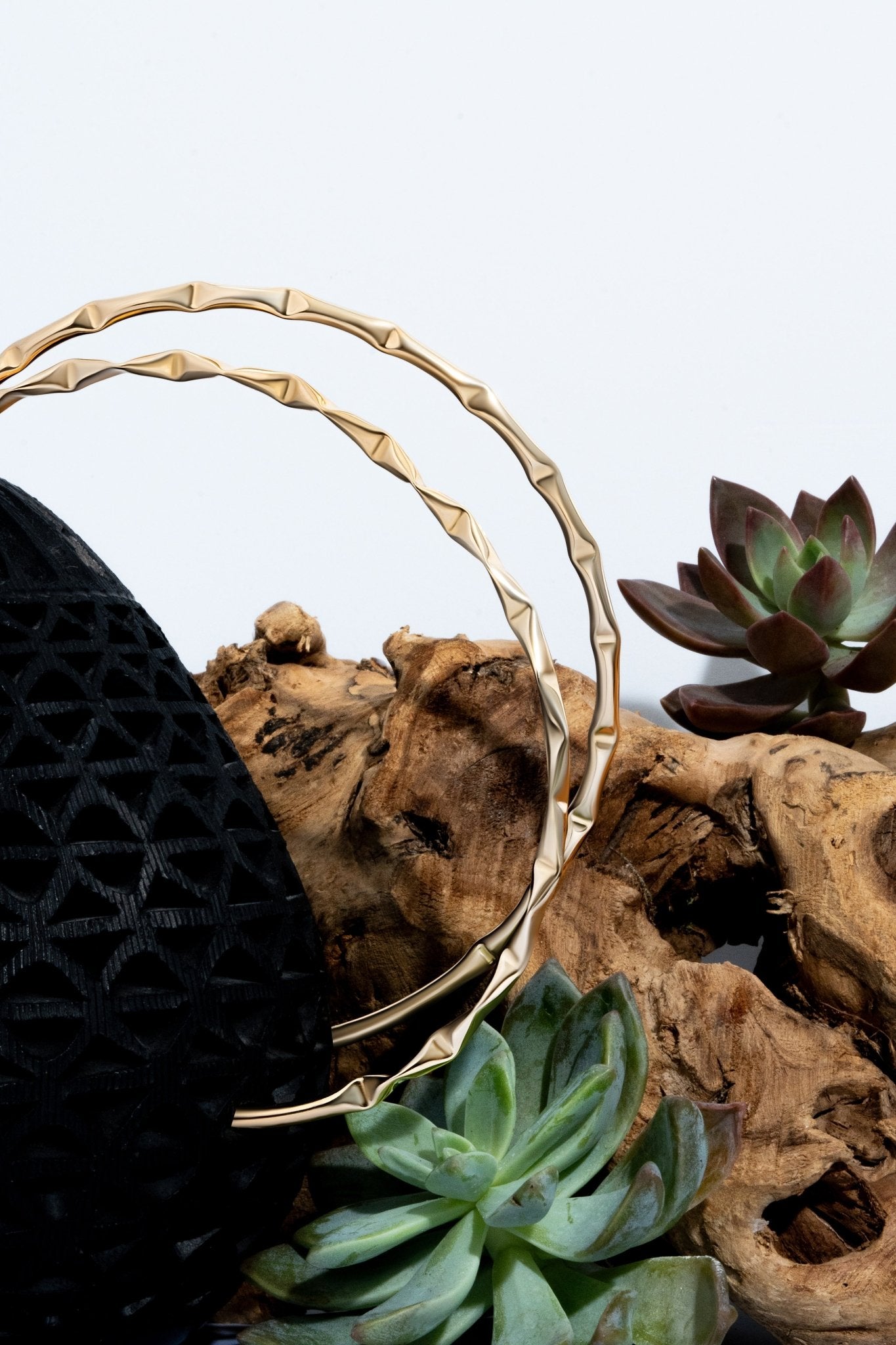 Sabrina Gold Choker - Zyrola