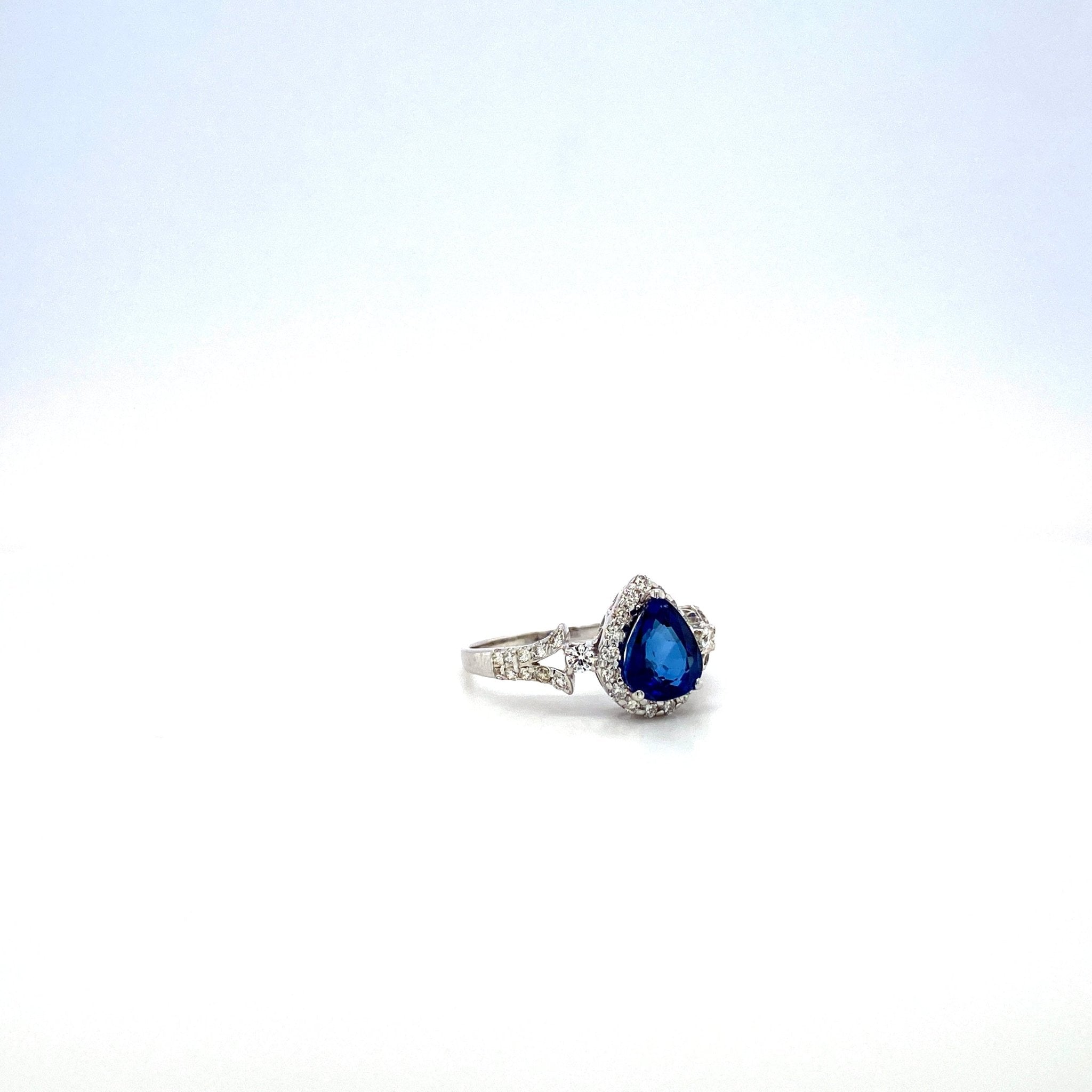 Sapphire and Diamond Ring in 18K White Gold - KGR 15957 - Zyrola