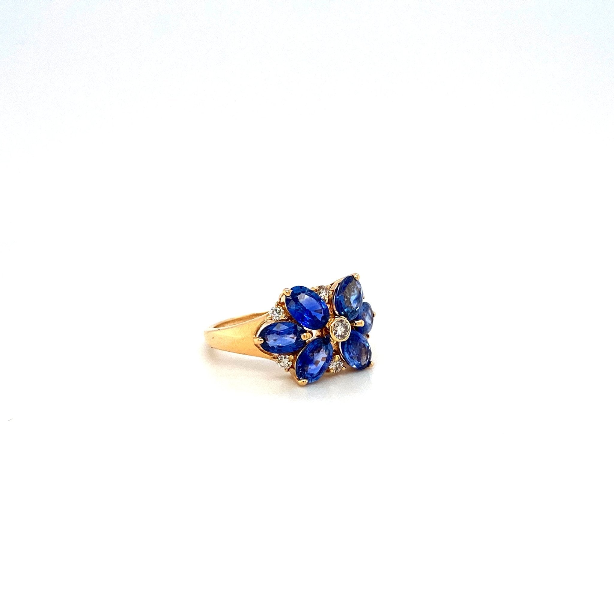 Sapphire and Diamond Ring in 18K Yellow Gold - KGR 11636 - Zyrola