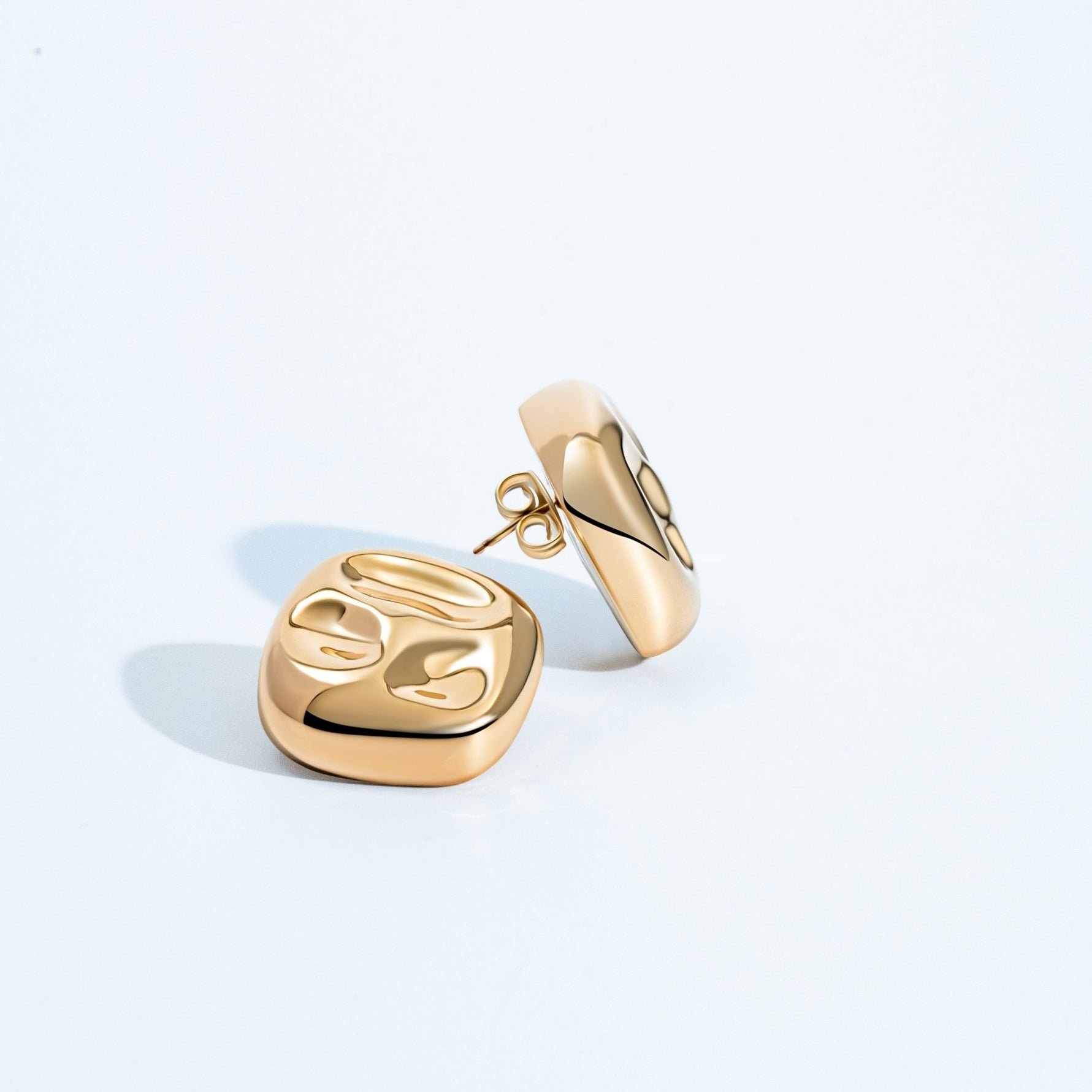 Sara Gold Earrings - Zyrola