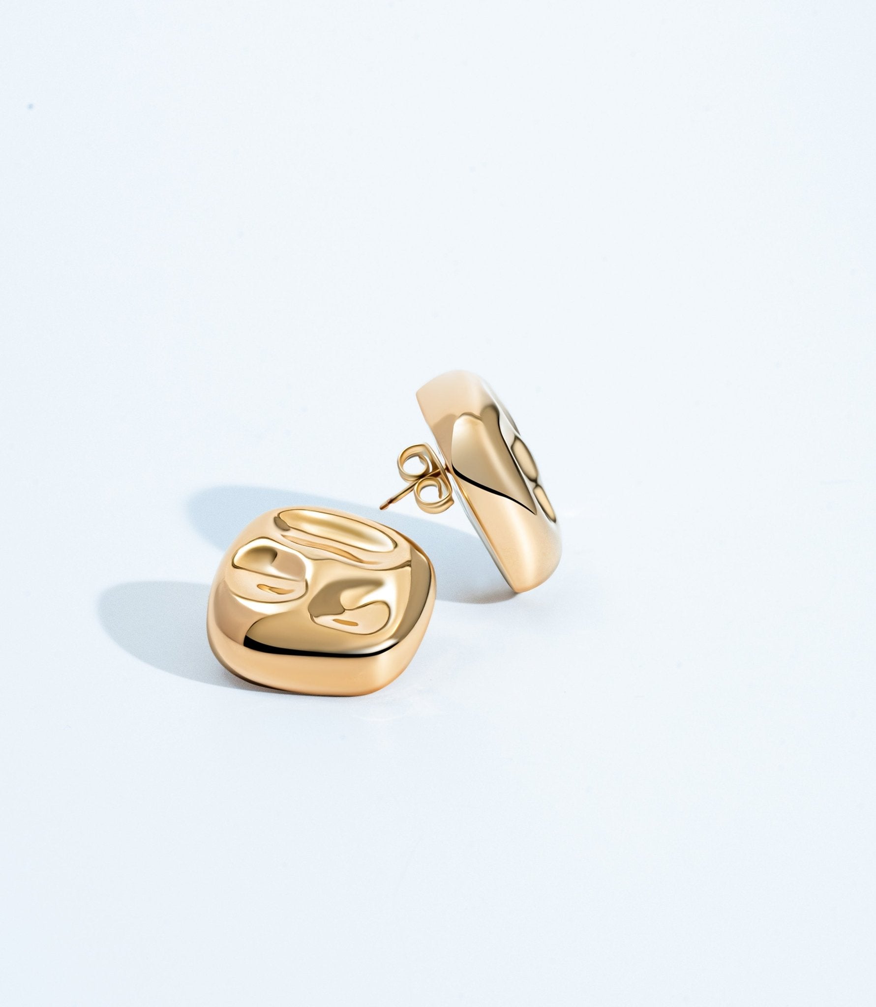 Sara Gold Earrings - Zyrola