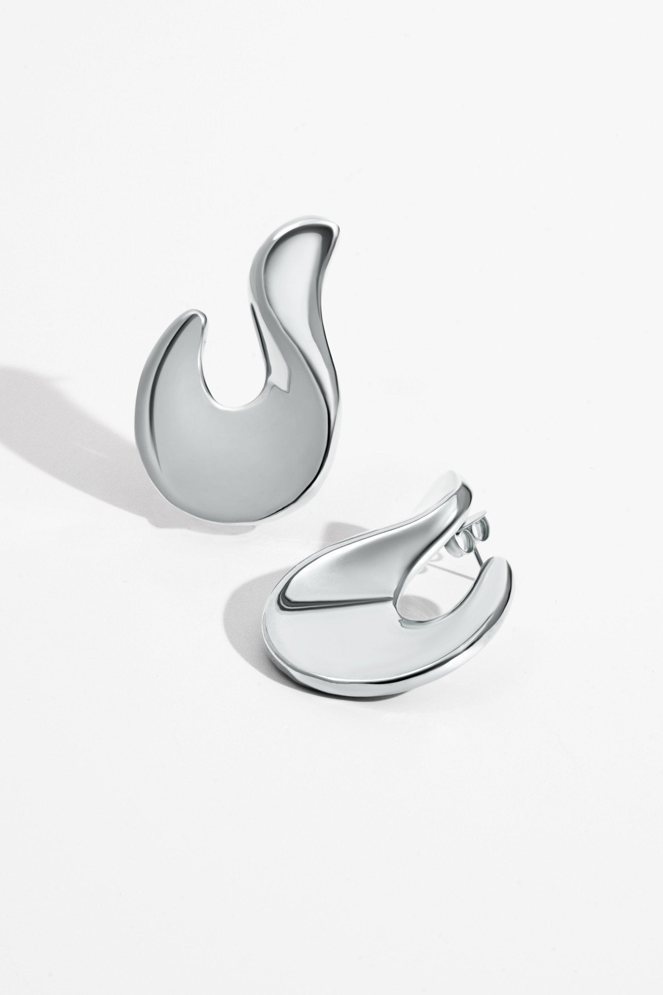 Valentina Gold Earrings - Zyrola
