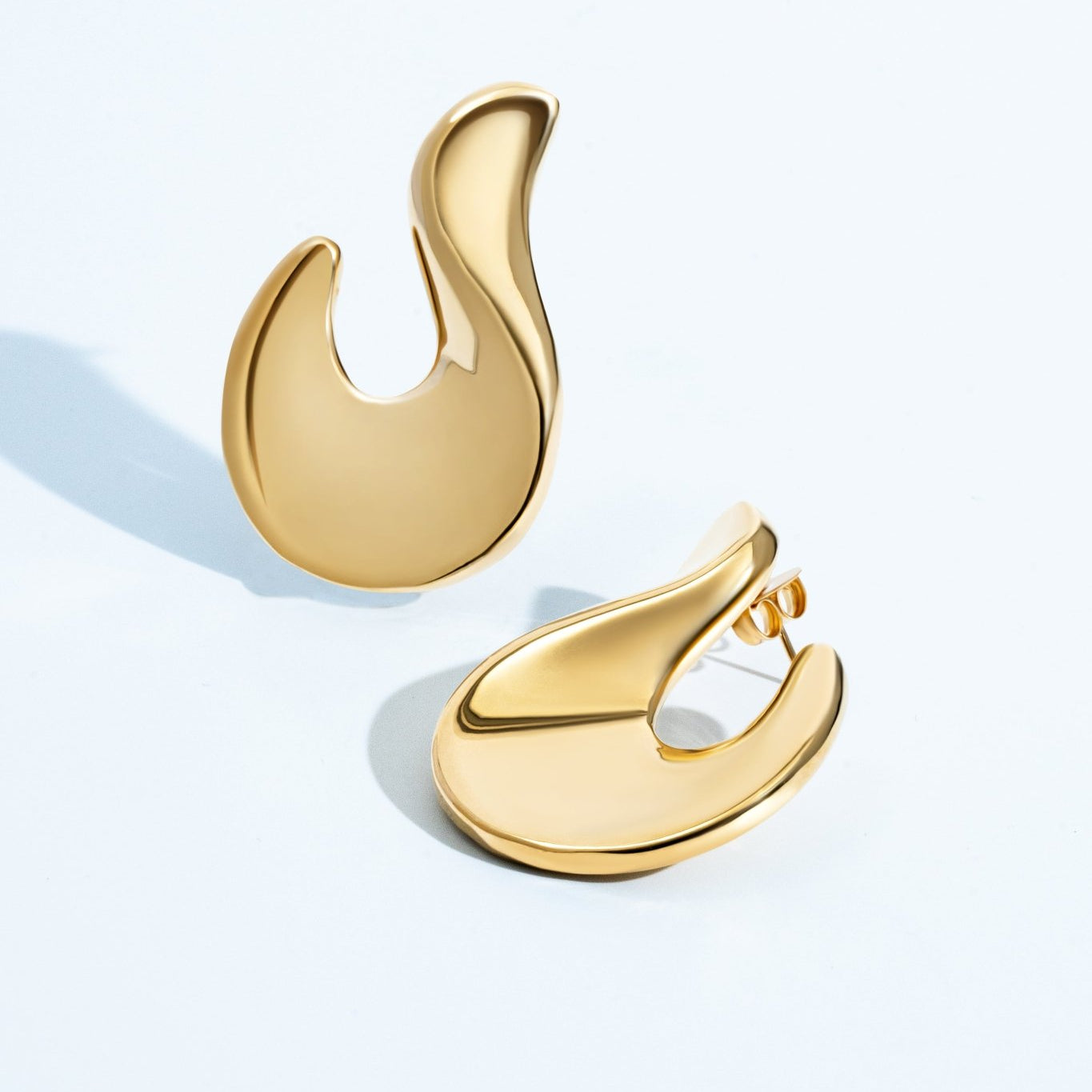 Valentina Gold Earrings - Zyrola