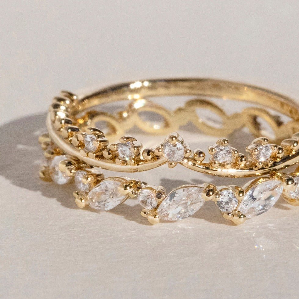 White topaz band ring - Zyrola